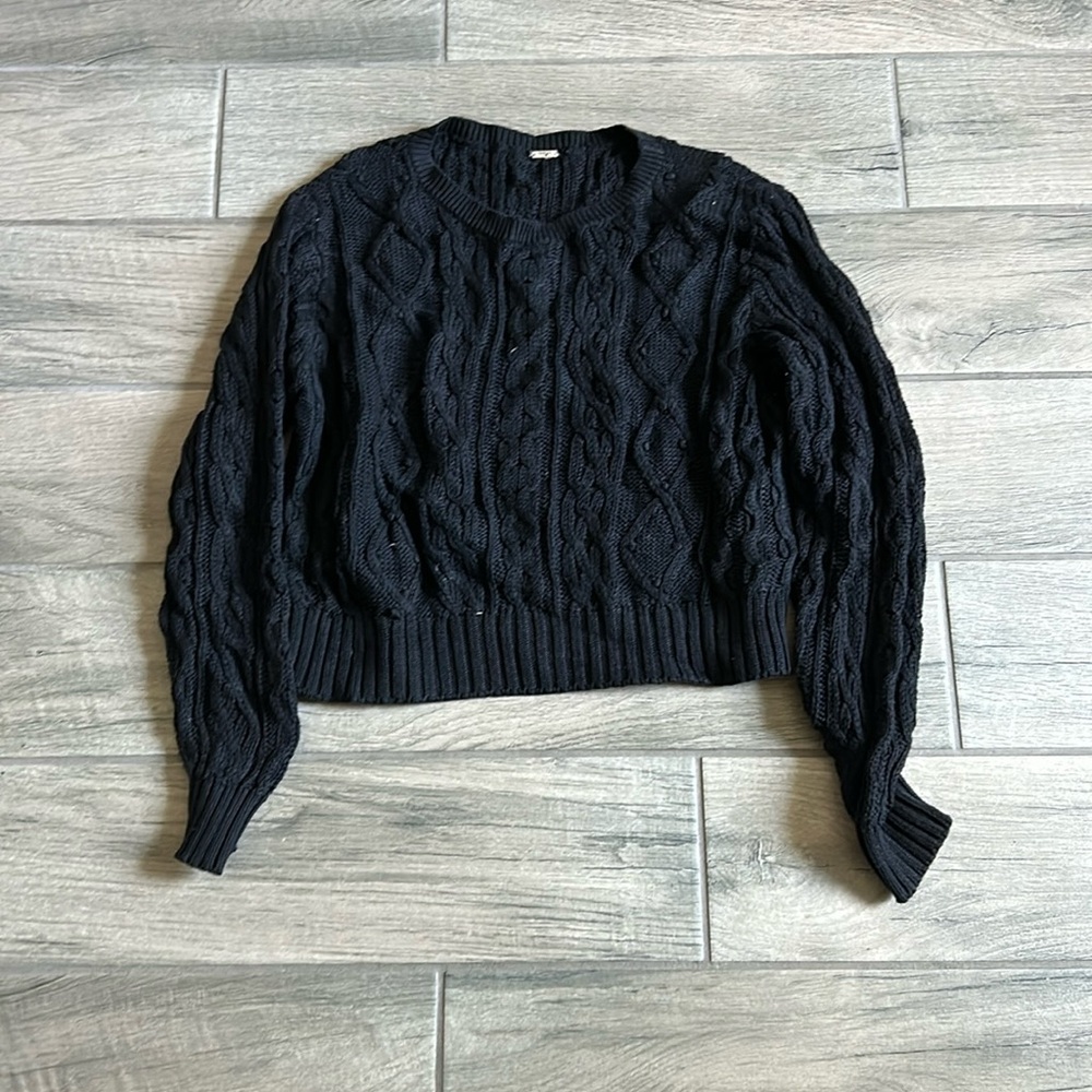 Chan luu black sweater